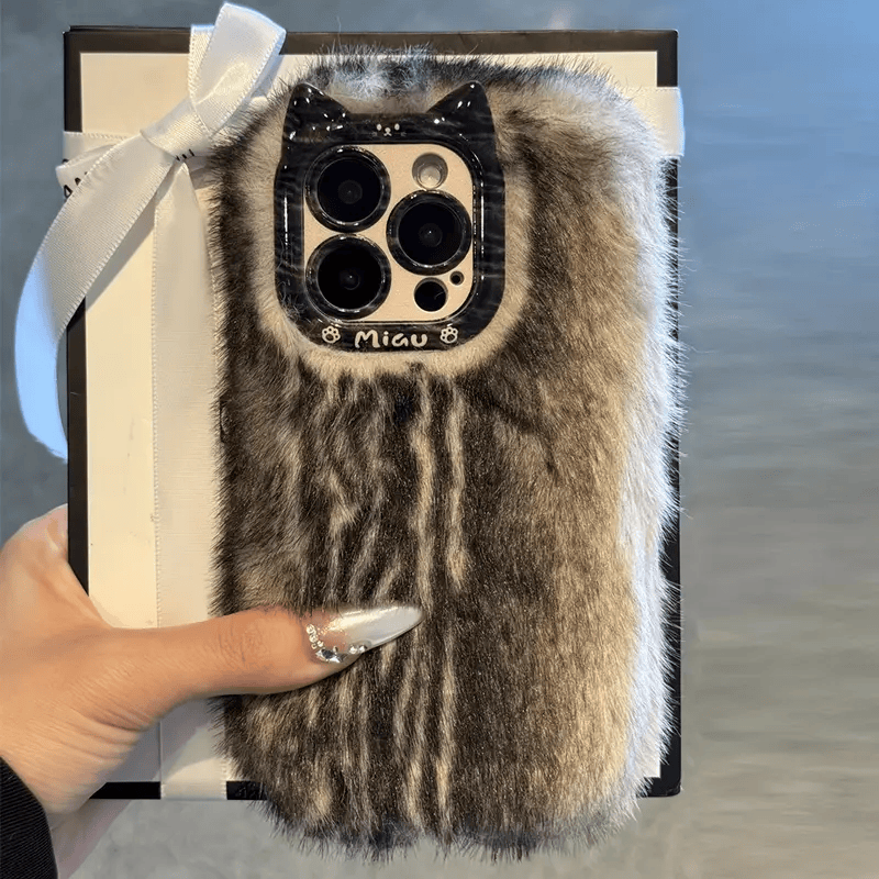 Funda peluda para iPhone