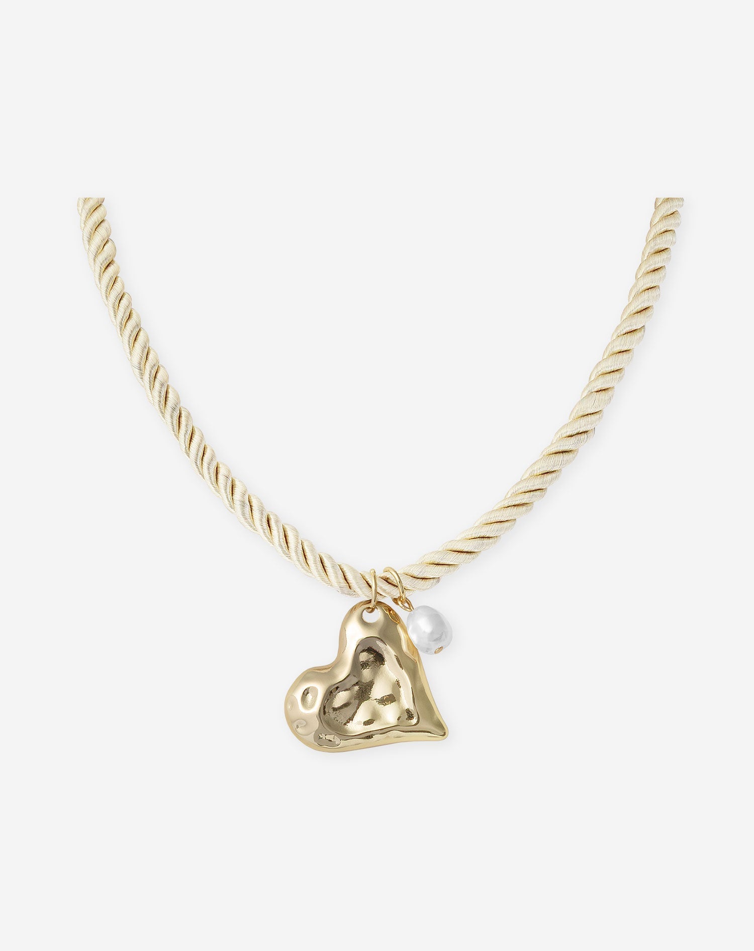 Collar con corazón y cordón premium