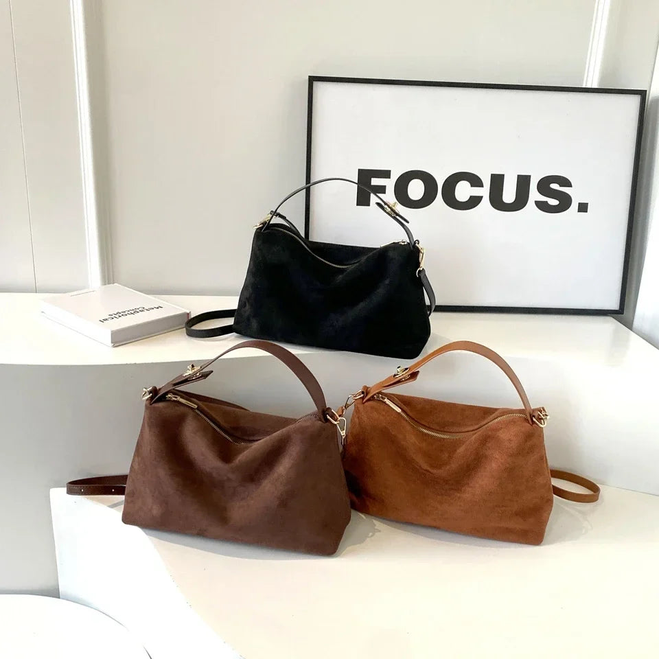 Bolso retro con textura