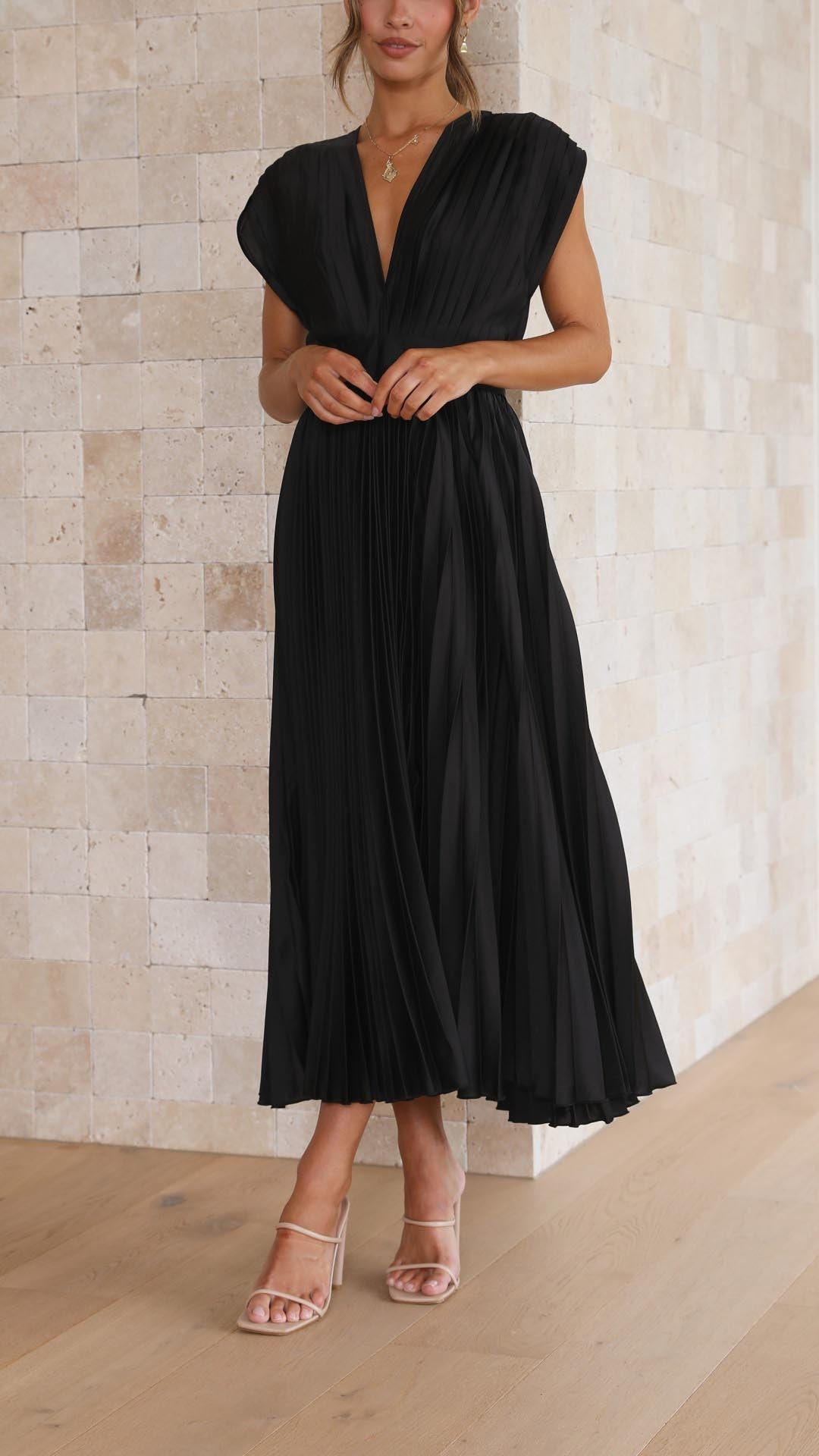 Isla Elegante Vestido Plisado