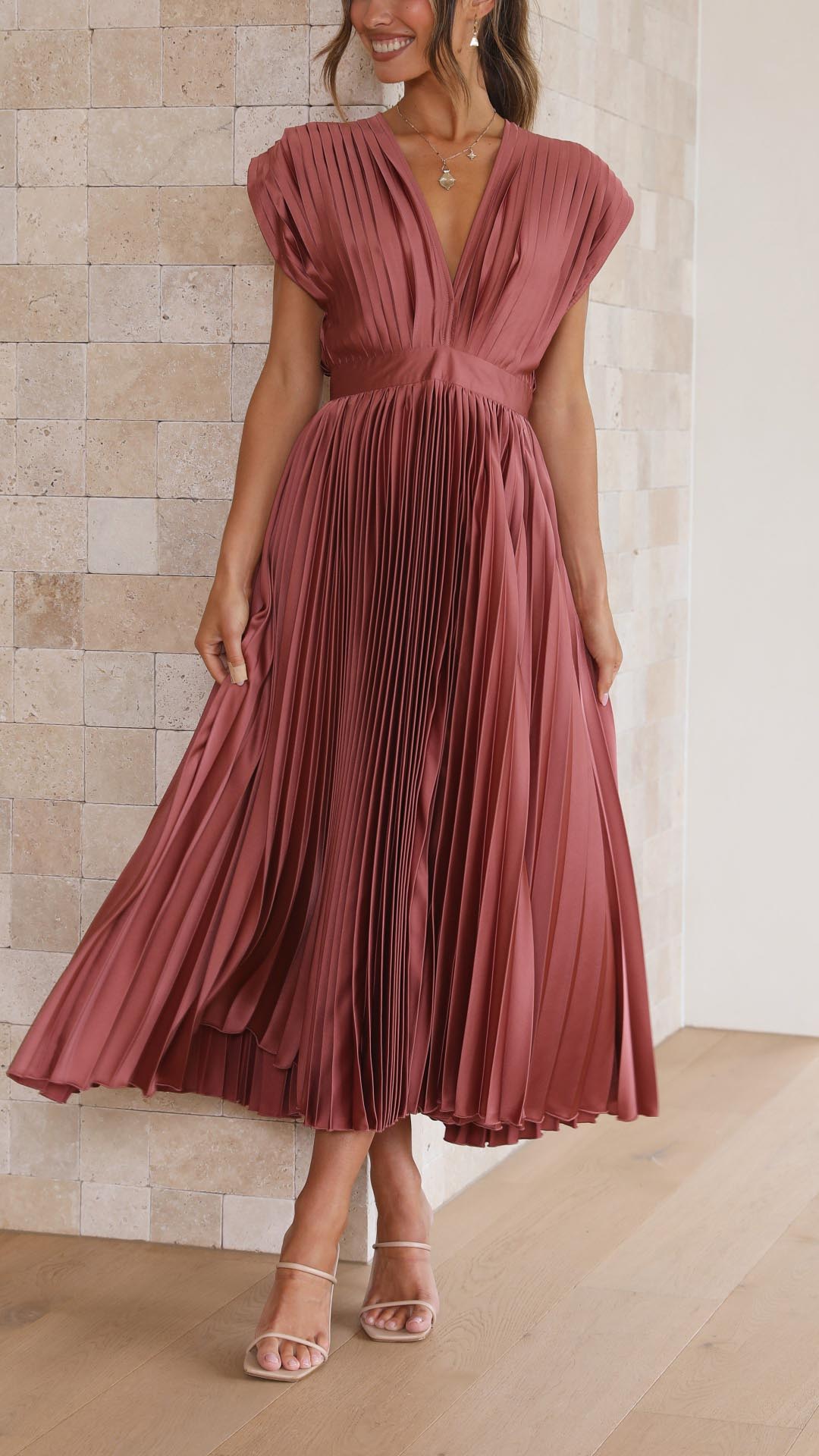 Isla Elegante Vestido Plisado