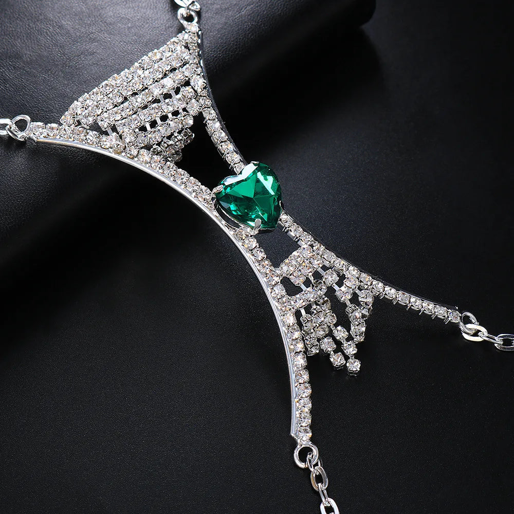 Cadena con colgante de cristal en forma de corazón