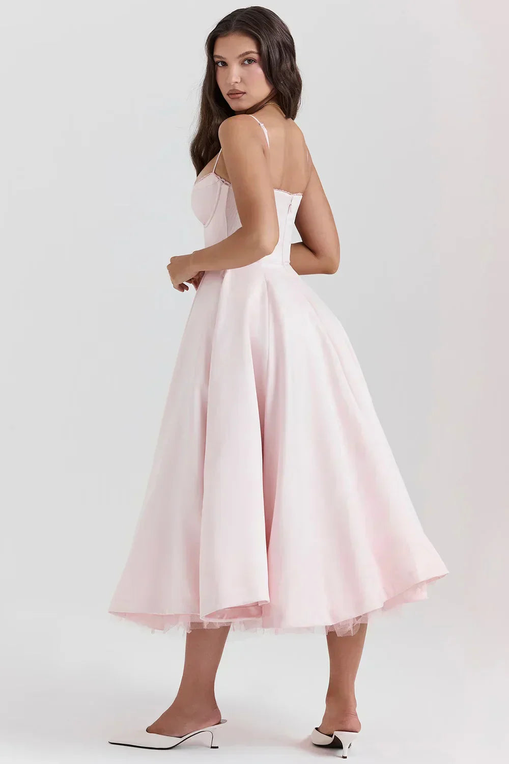 Arielle Vestido Midi Elegante