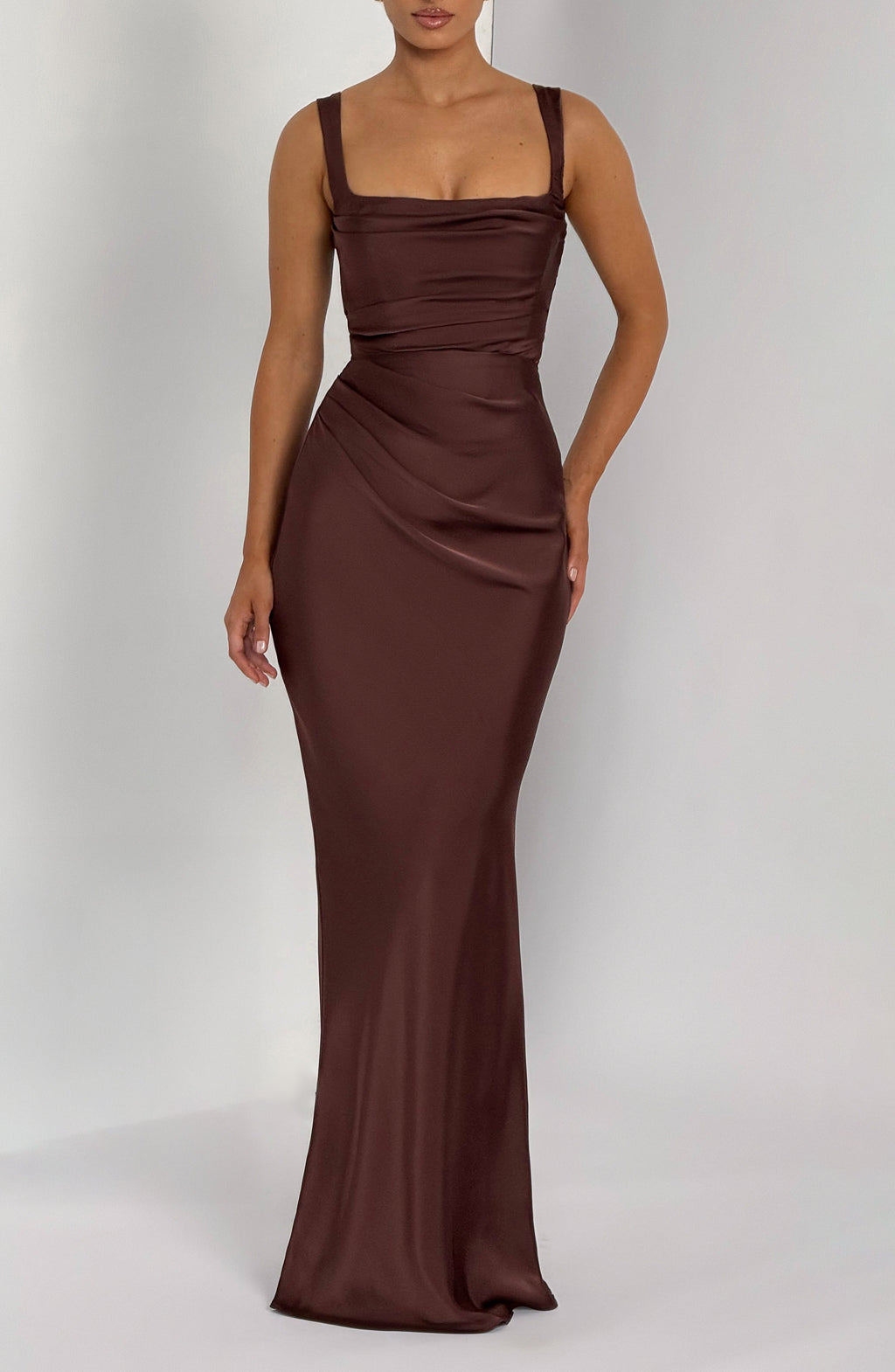Vestido Calanthe Marrón
