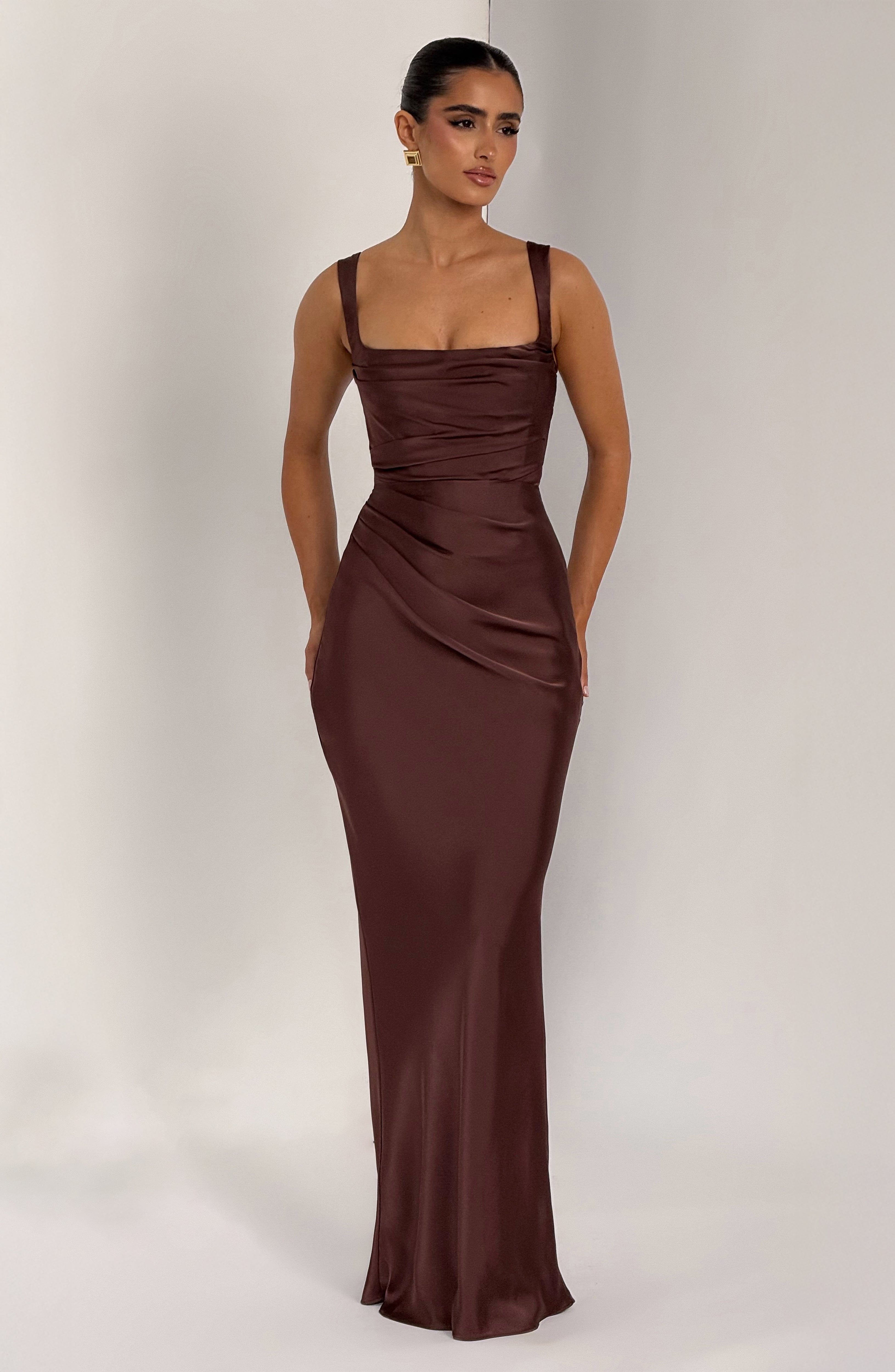 Vestido Calanthe Marrón