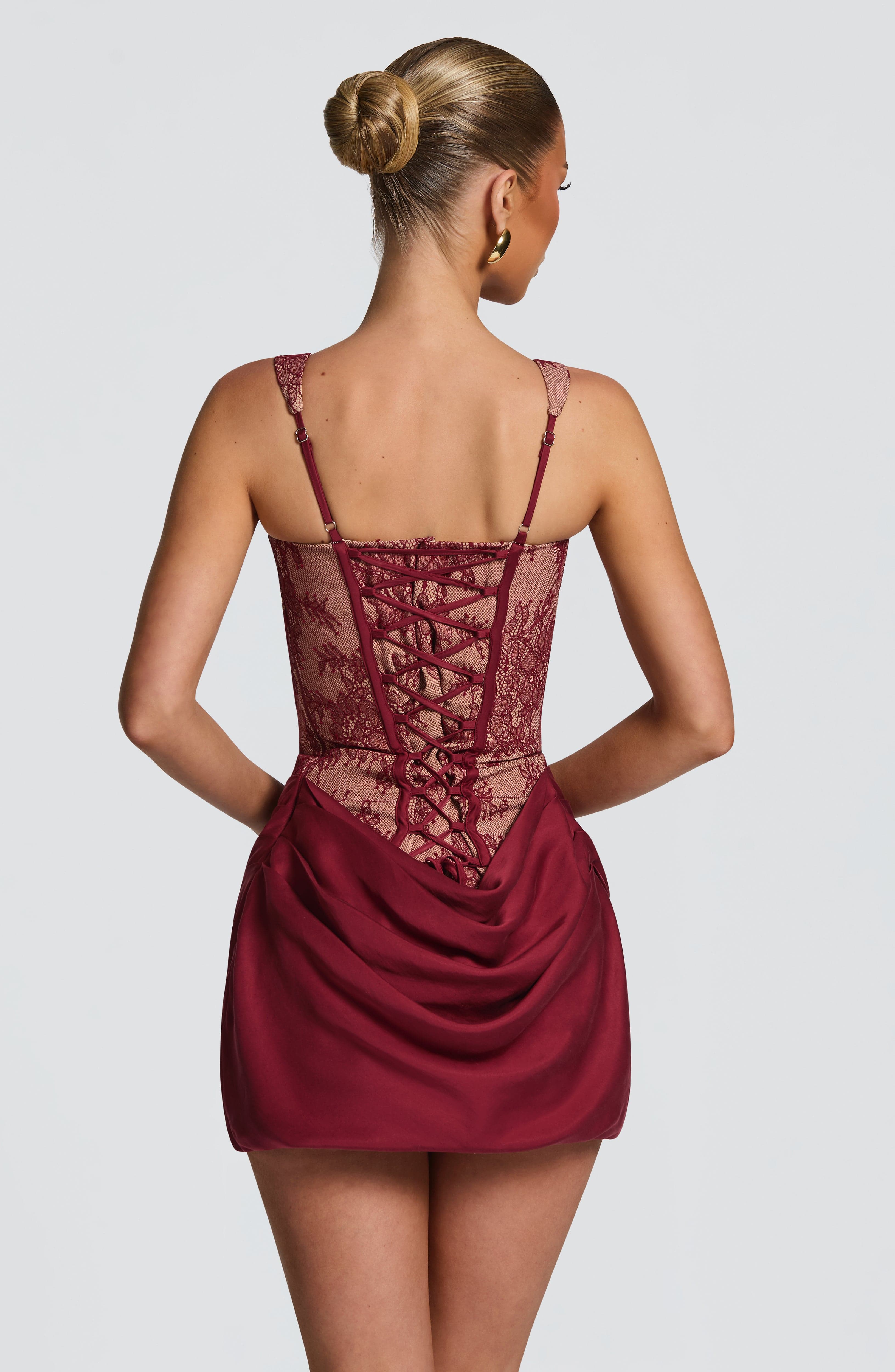 Vestido Cornelia Encaje Burdeos