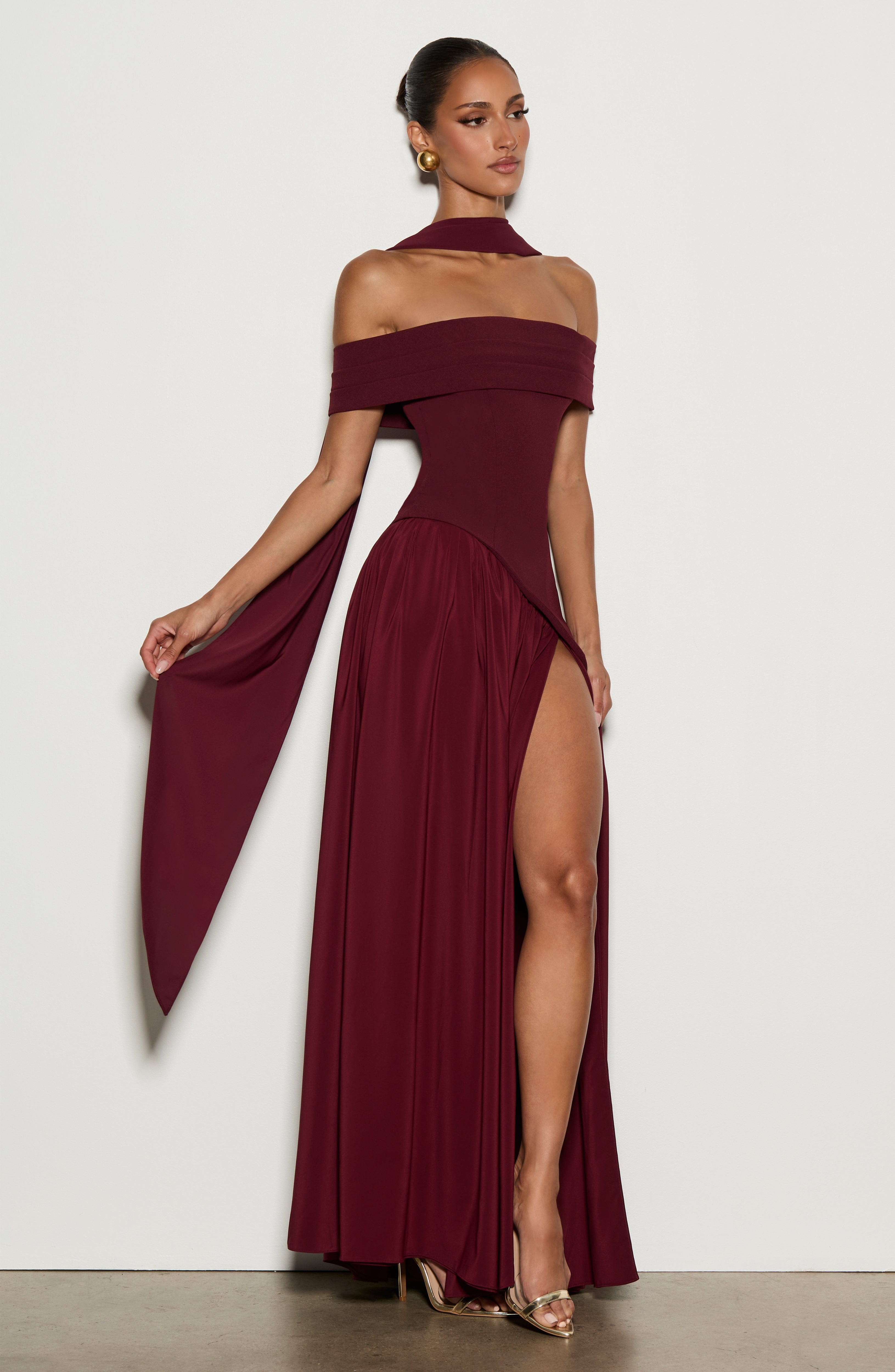 Vestido Delilah-Burdeos