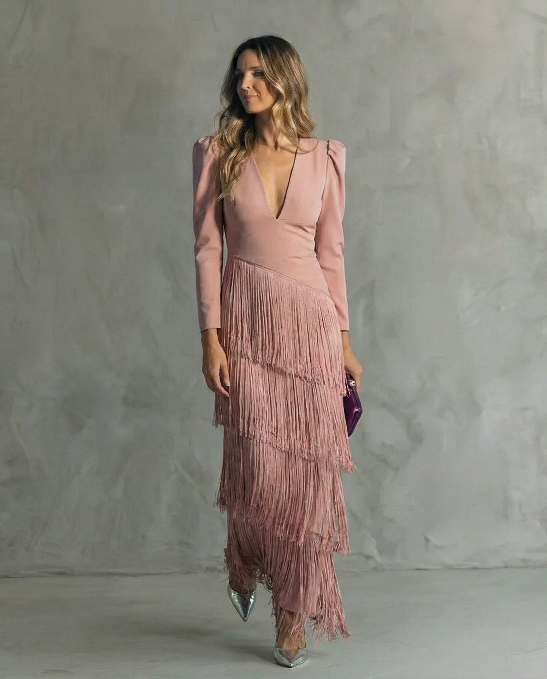 Chiara Vestido elegante con mangas de flecos