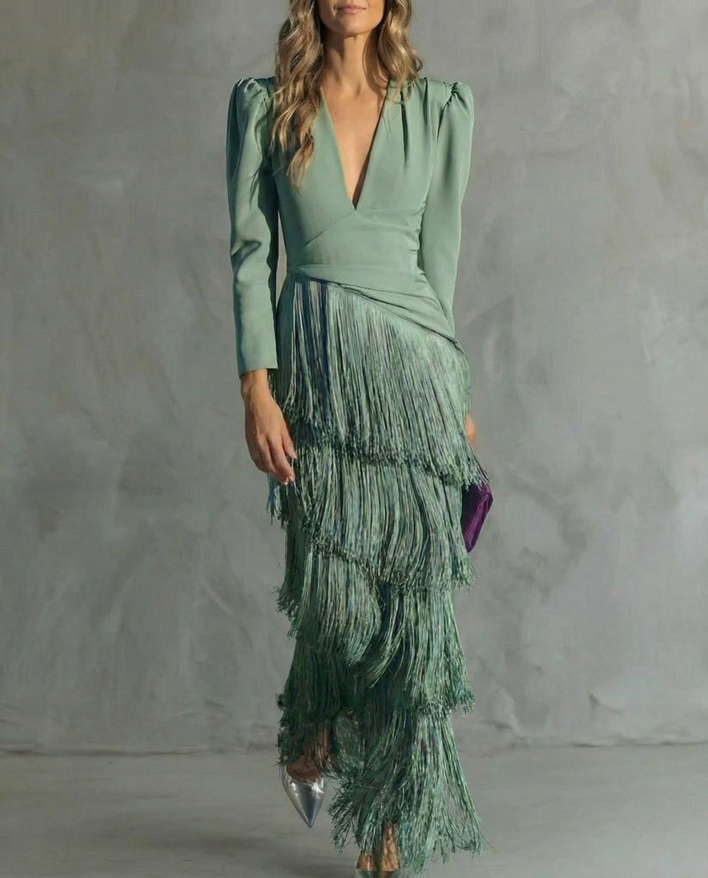 Chiara Vestido elegante con mangas de flecos