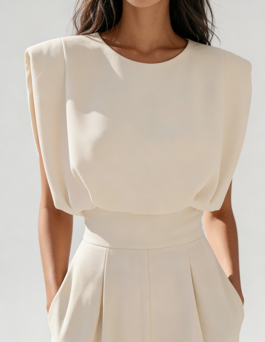 Loren™ Mono con cintura definida